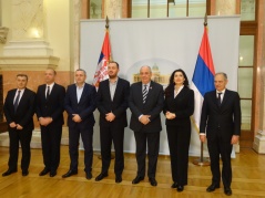 13. decembar 2016. Članovi Odbora za dijasporu i Srbe u regionu i zamenik ministra spoljnih poslova Grčke